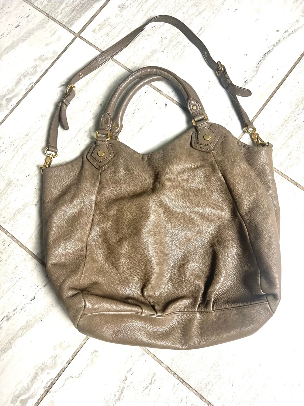 Marc by Marc Jacobs Classic Q Hillier Hobo Leather Shoulder Bag Taupe Brown